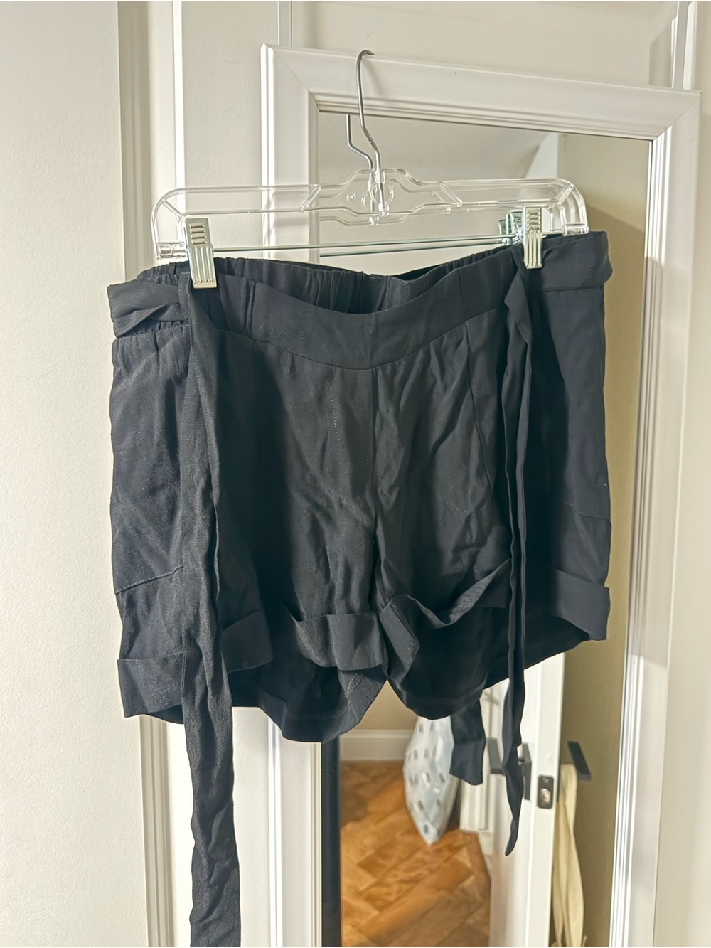 NWT maternity black flowy shorts